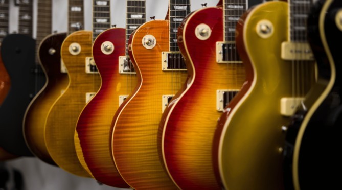 Strumming Up Value: The Allure of Artist-Owned Guitars in the Collector's Market